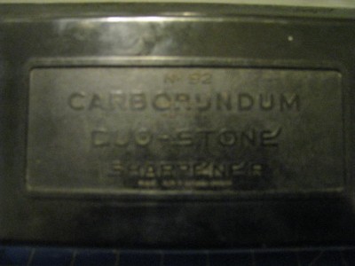 Carborundum Duo-Stone No.92 003.jpg