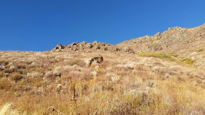 05OCT2015_Mule Deer Hunt_Jerry_Pack hike from shot location.jpg