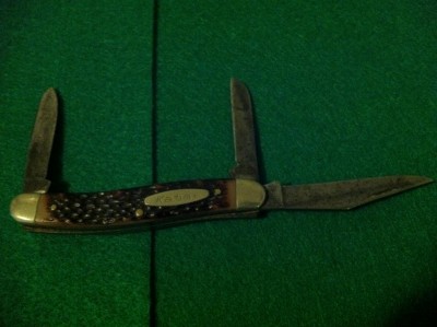 A nice old Kabar 106