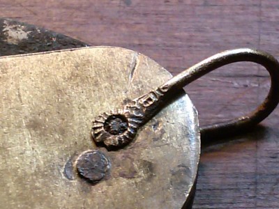 1108152045a.jpg