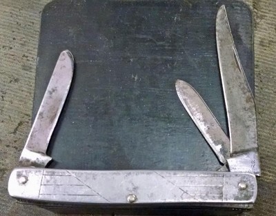 aluminum handle knife a.jpg