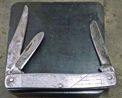 aluminum handle knife d.jpg