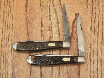 PAIR OF SCHRADE 291 TRAPPERS.JPG