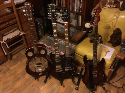 Resonator. Early 70's.   Turser double neck.  Fender Showmaster