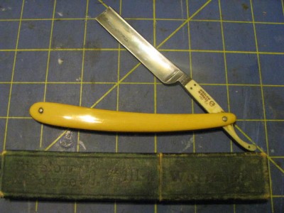 RazorStuffMachinistsBox3 231.jpg