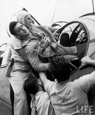 Wounded Avenger crewman WW-II.jpg