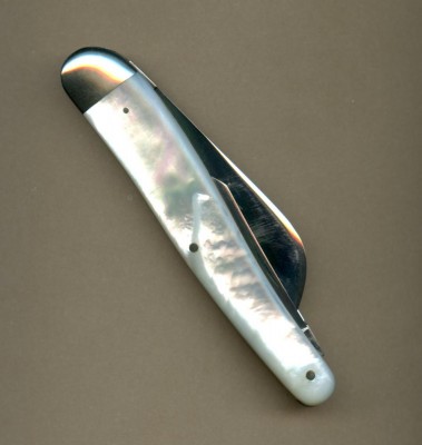 Clements pearl farmers whittler779.jpg