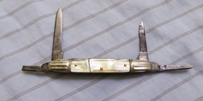 Marsh Bros & Co's Celebrated Cutlery 3.JPG