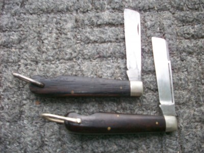 sailors knives 001.JPG