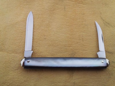 CASE Bradford PA_ 8261_pile side blades open.jpg