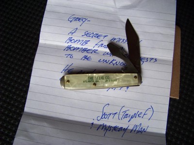 Gift from Scott And Mystery Man 003.JPG