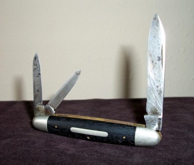 Electric Knife - Newark, NJ 001.JPG