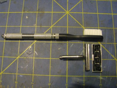 RazorStuffMachinistsBox3 225.jpg