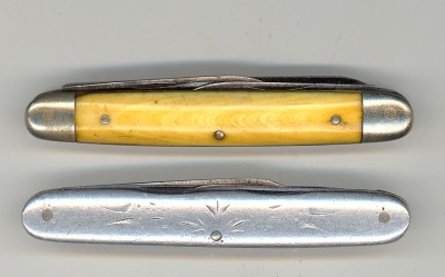 W-VILLE PAIR CLSD.jpg