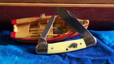 KA-BAR Dog Head Canoe.JPG