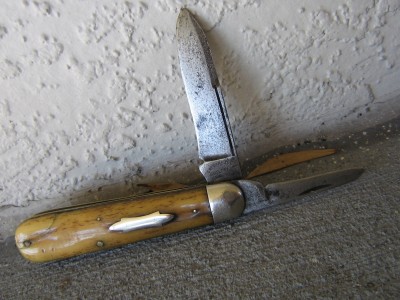 cattaraugus%20bone%20open%20end%20jack%20knife%20(1).jpg