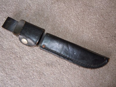 Buck 119 sheath for four spacer knife.jpg