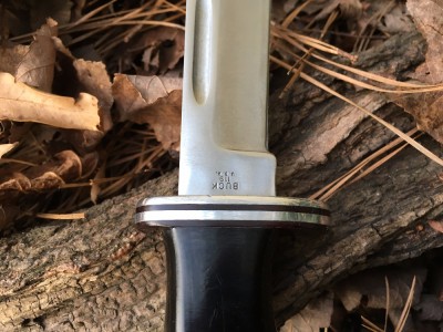 Buck 119 inverted stamp with 4 spacers - 1972 (3).JPG