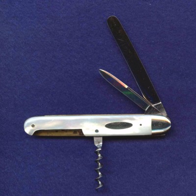 ThreeBlade7B.jpg