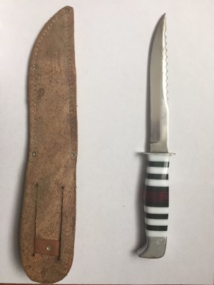 3_BuckFixedBlade_LEFT.jpg