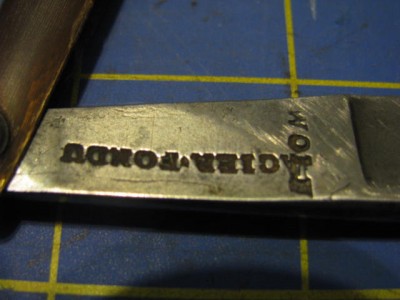 WolfAcierFonduRazor-w-Case&Strop-19.50 003.jpg