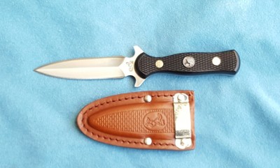 Colt boot knife.jpg