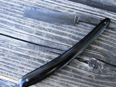 razor 002.JPG