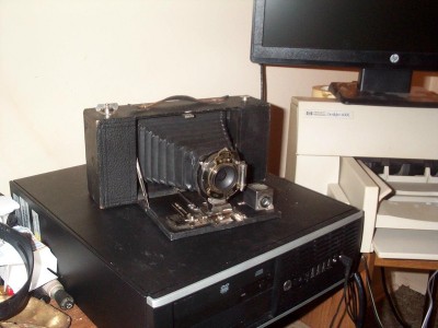 Bellows extended.