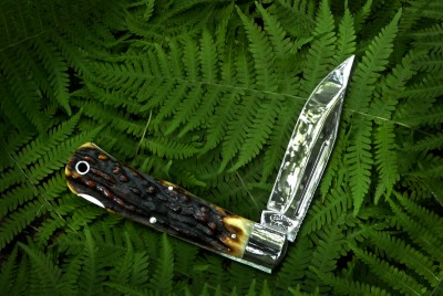 2012-Tuna-Valley-Lockback-Clip-Burnt-Stag2.jpg