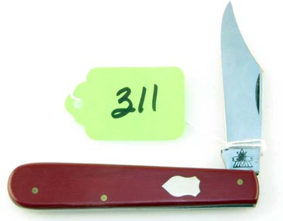 Simmons Hdwe Co. Germany 1 blade w shield dark red hndl new no bolsters Hornet Repro.jpg