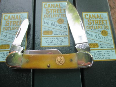 Canitler in yellow smooth bone