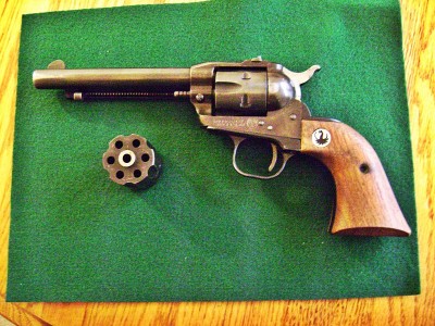 Ruger Single-Six three screw 1966.JPG