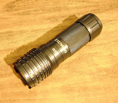 Duracel 1651 - 350 Lumens - 4½ long.JPG