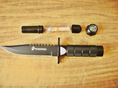 USMC Pacific Rim Mini-Ka-Bar & Innards.JPG