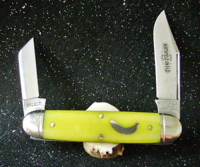 GEC 351217 Churchill Green Banana Bone - Open Mark.JPG