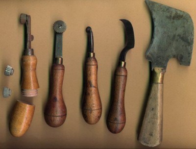 9df4be49f5f1e1d1719953c843428d37--old-tools-cobbler.jpg