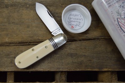 GEC #25 Ivory Acryllic