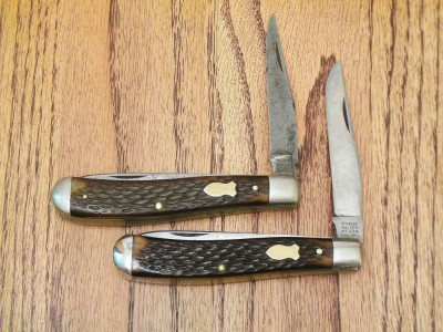 PAIR OF SCHRADE 291 TRAPPERS-r.jpg