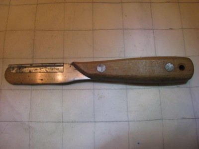 RussellPoultryKnife1.jpg