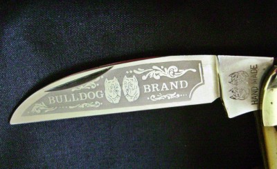 Bulldog Whittler 2nd Cut Stag - Reverse Blade Etch.JPG