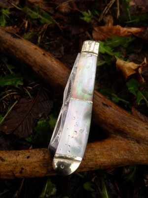 RR Pearl Mini Trapper 1 - 1.jpg