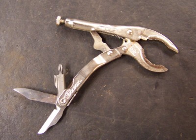 Probably the rarest of the Schrade collaborations with Vise-Grip.