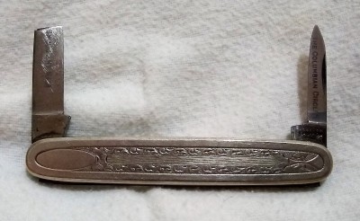knife 1.jpg