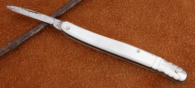 Blade Open DSCN0193.JPG