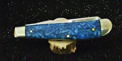 Case 2016 Mini-Trapper 10207SS Blue Kirinite - Closed Pile.JPG