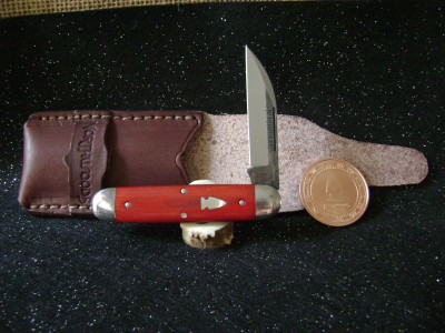 North Woods Delta Jack in Red Linen Micarta - Open.JPG