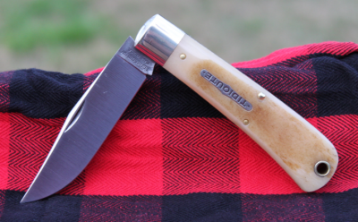 Behold, a pale knife!