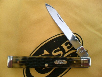 2018 #22547 6185SS Doctor's Knife, Olive Green Crandall Jigged Bone with Strike Line Bolsters