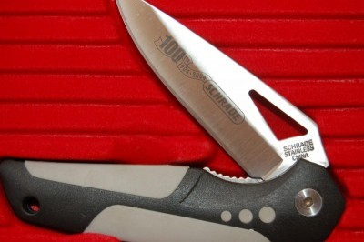 BADGER sold by Schrade before they closed down.