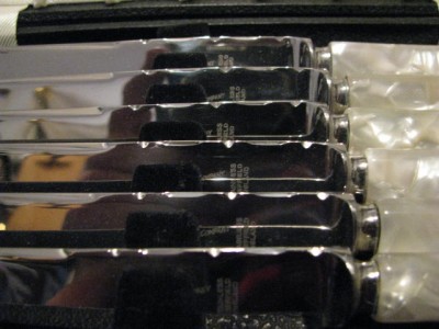 FauxPearlSteakKnivesSheffield 002.jpg